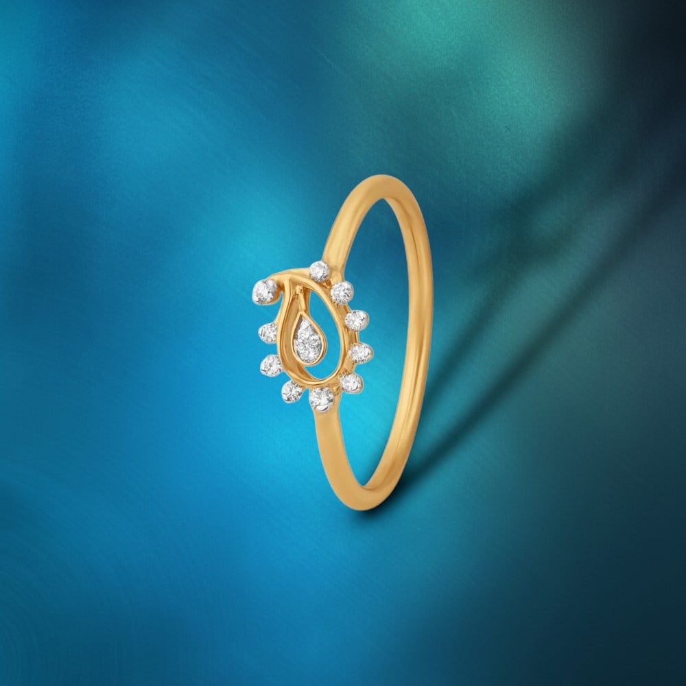 

Paisley Halo Diamond Ring