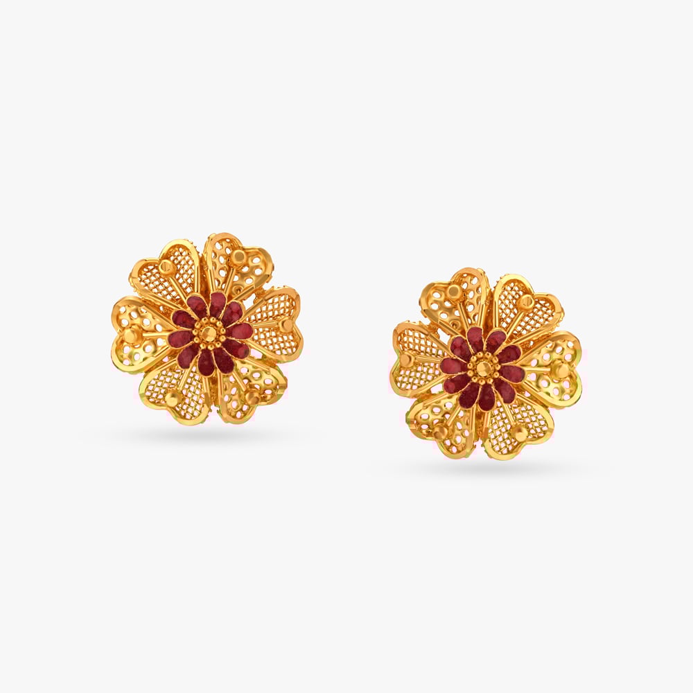 

Mesmerising Floral Stud Earrings