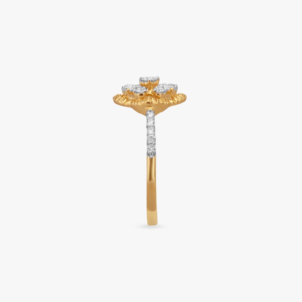 Vintage Whimsy Diamond Ring,,hi-res image number null