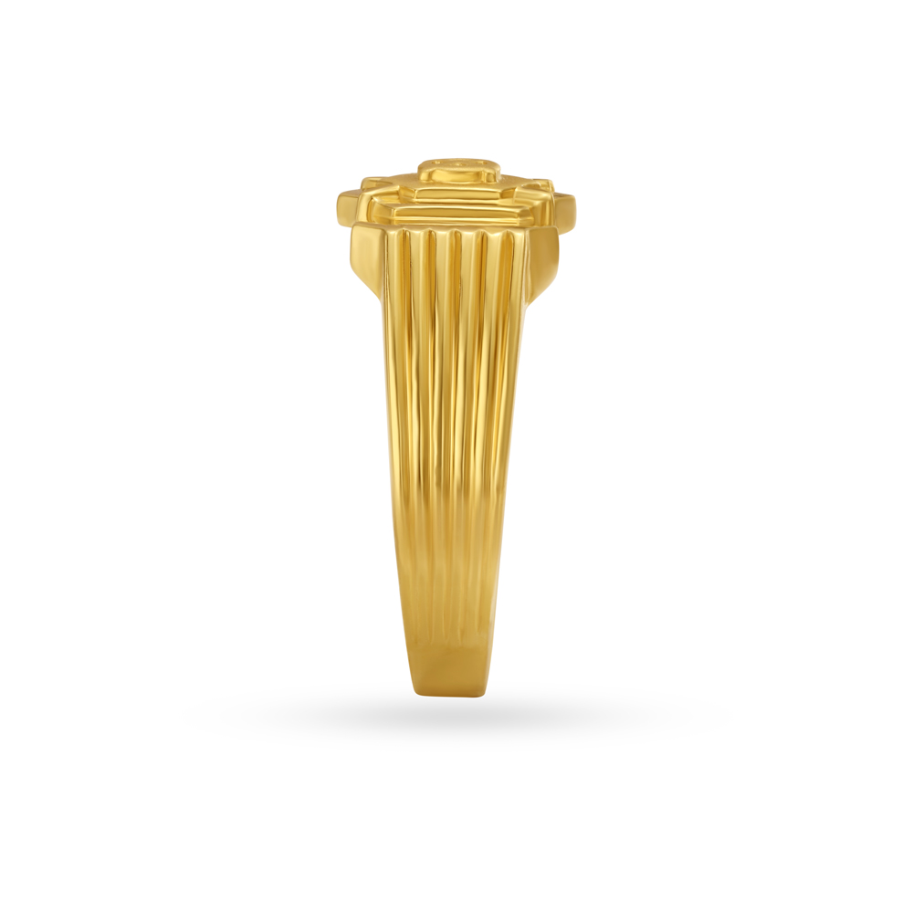Helm Wheel Motif Gold Finger Ring For Men,,hi-res image number null