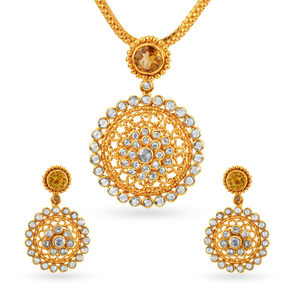 Rhombic Shape Diamond Pendant and Earrings Set