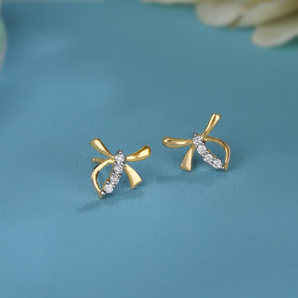 Bow Grace 14KT Gold Diamond Stud Earrings