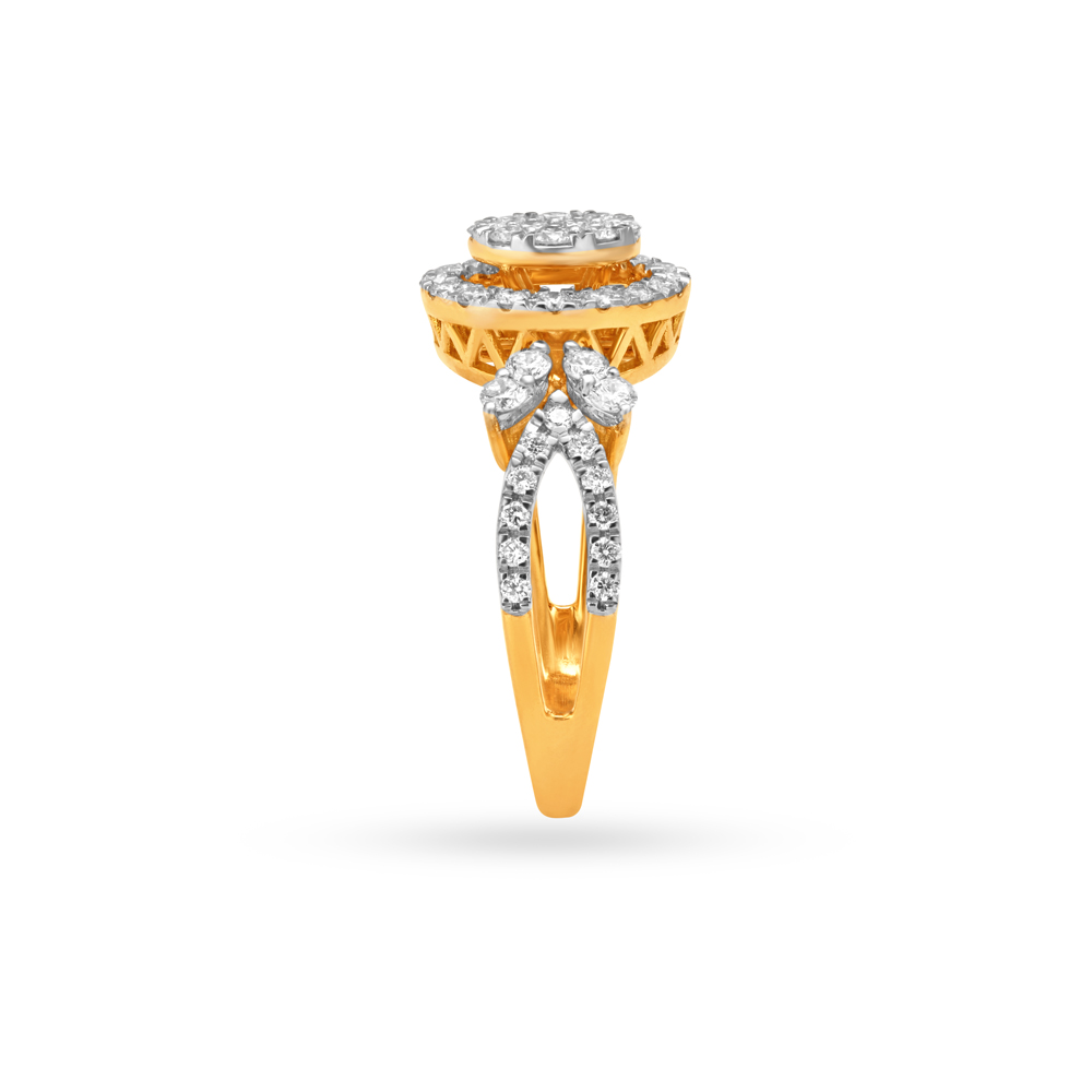 Oval Halo Diamond Finger Ring,,hi-res image number null