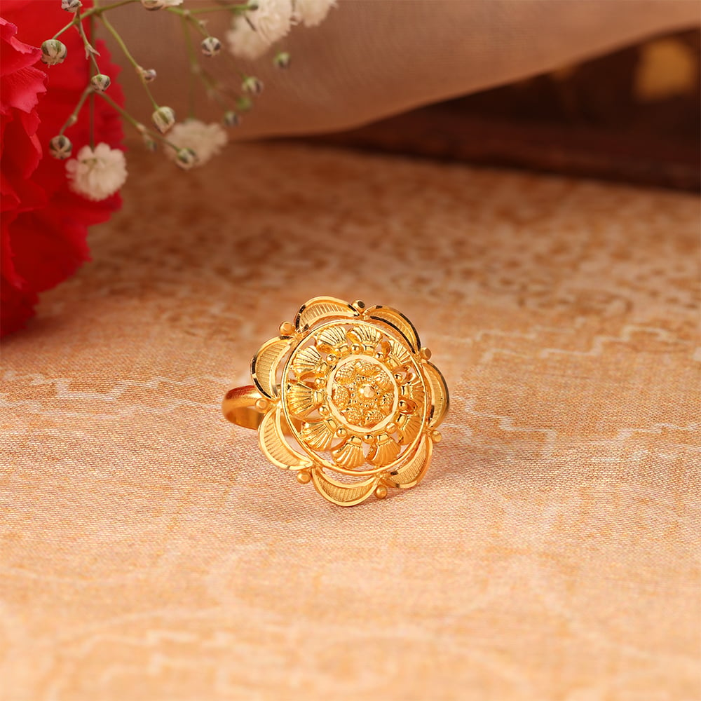 Enchanting Floral Gold Ring