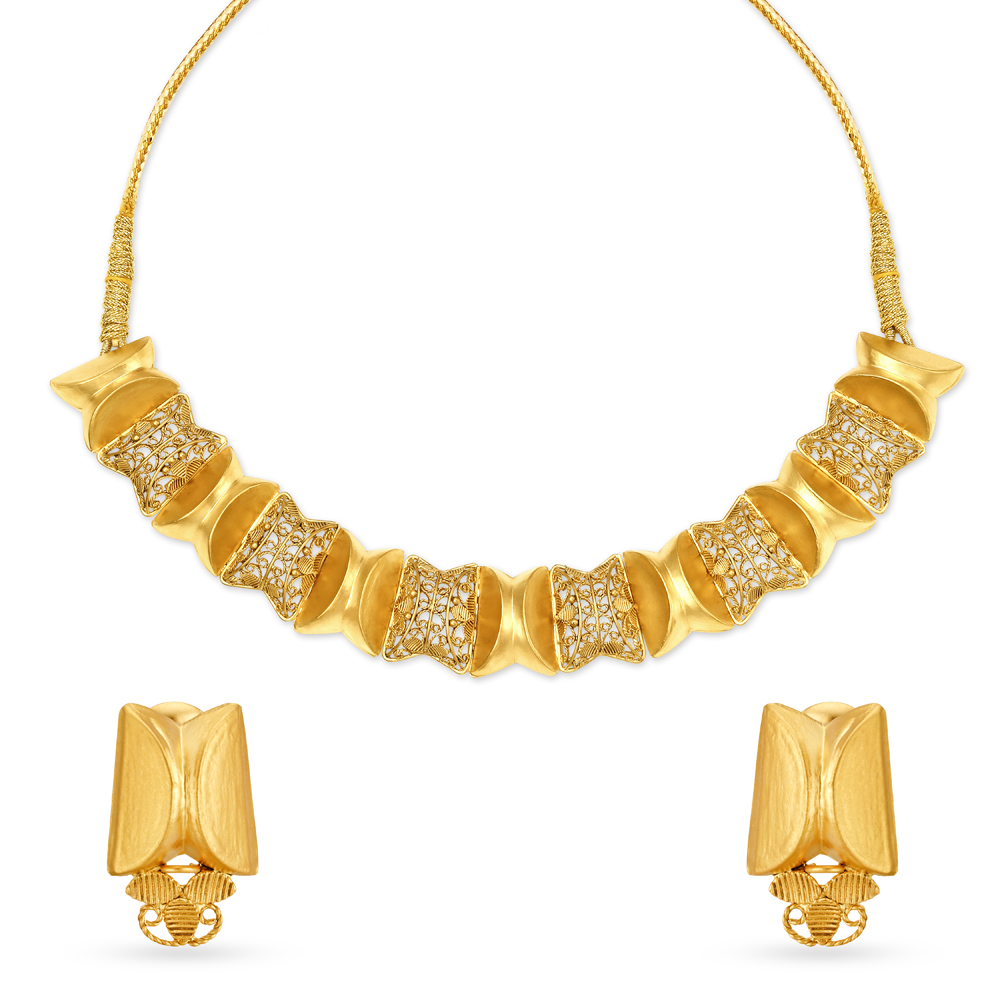 Eclectic Gold Necklace Set