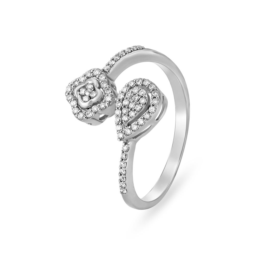 Magnificient18 Karat White Gold And Diamond Finger Ring,,hi-res image number null
