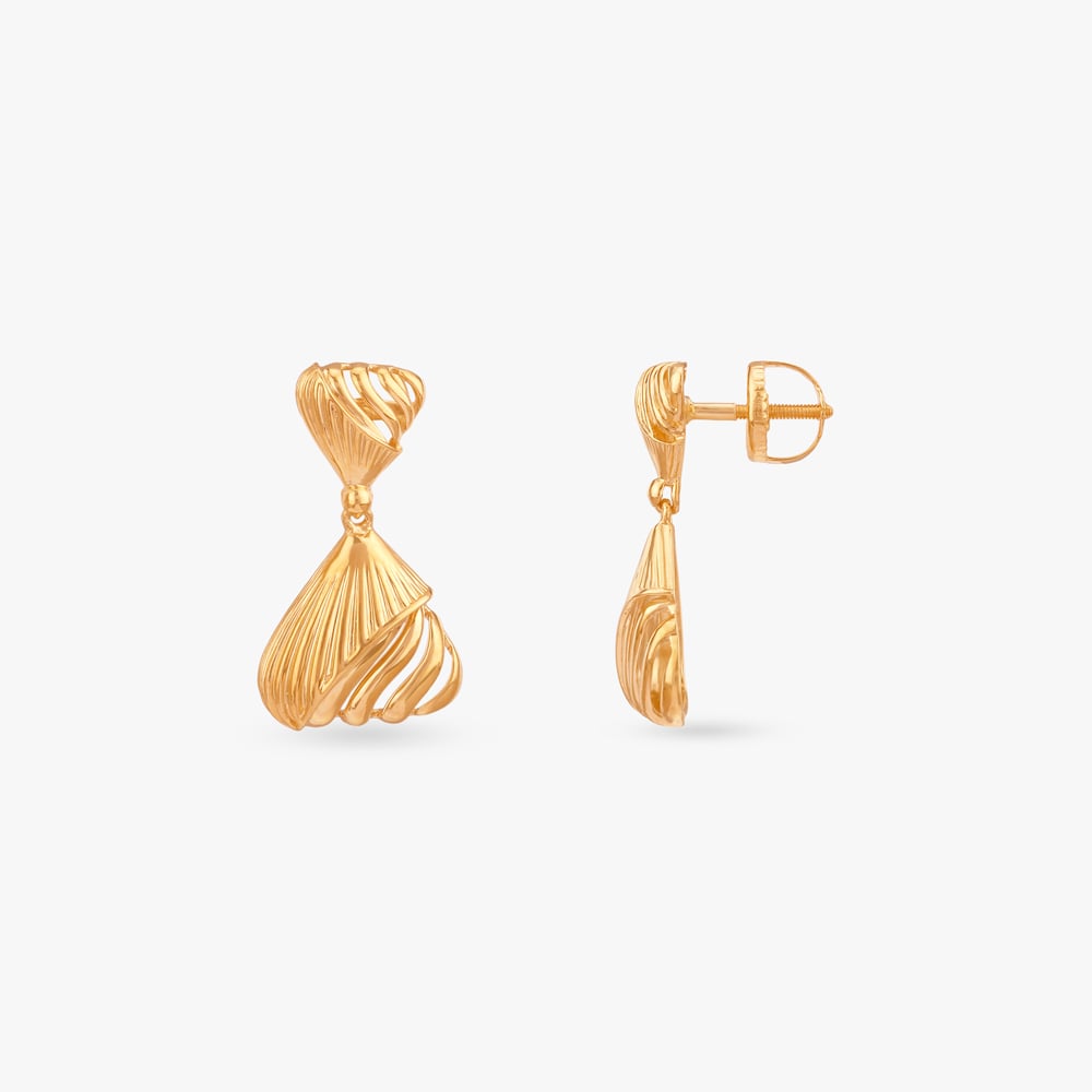 Chic Ripple Gold Pendant and Earrings Set,,hi-res image number null