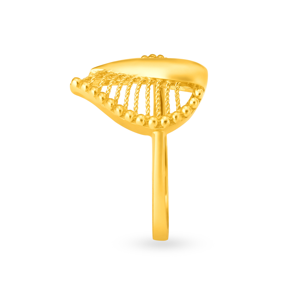 Sublime Yellow Gold Conch Finger Ring,,hi-res image number null