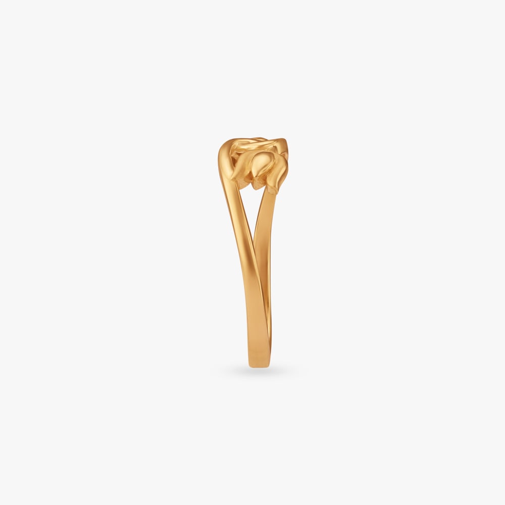Flowing Grace Gold Ring,,hi-res image number null