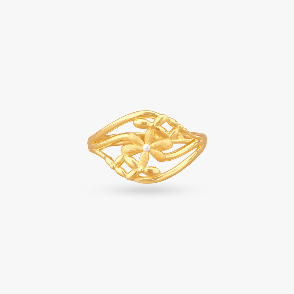 Petal Charm Gold Ring,,hi-res image number null