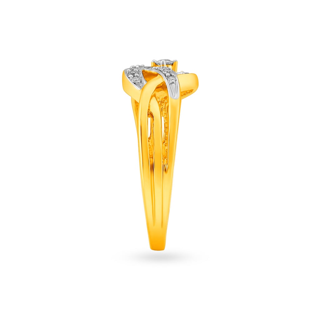 Twisted Diamond Finger Ring,,hi-res image number null