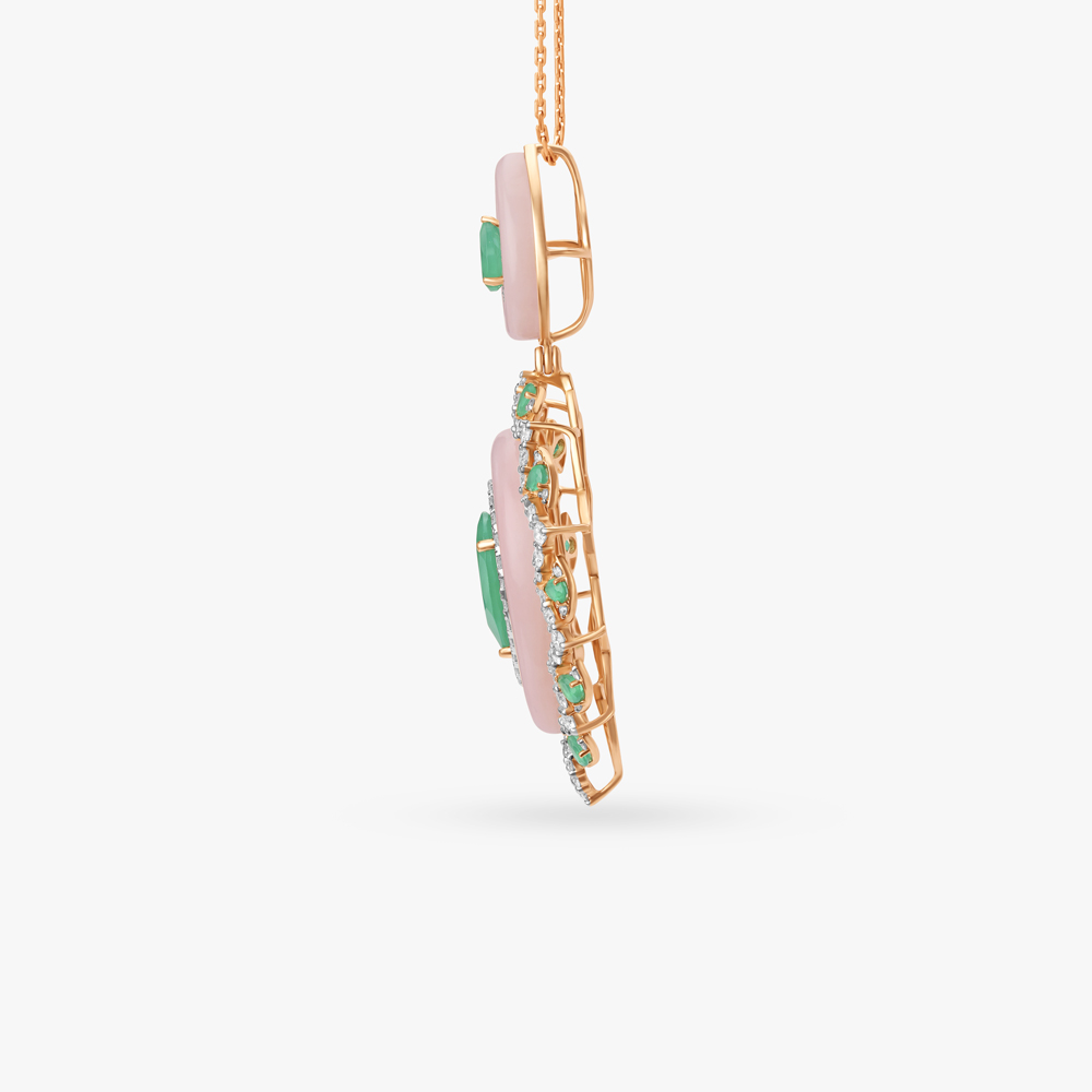 A Dramatic Romance Pendant Set,,hi-res image number null