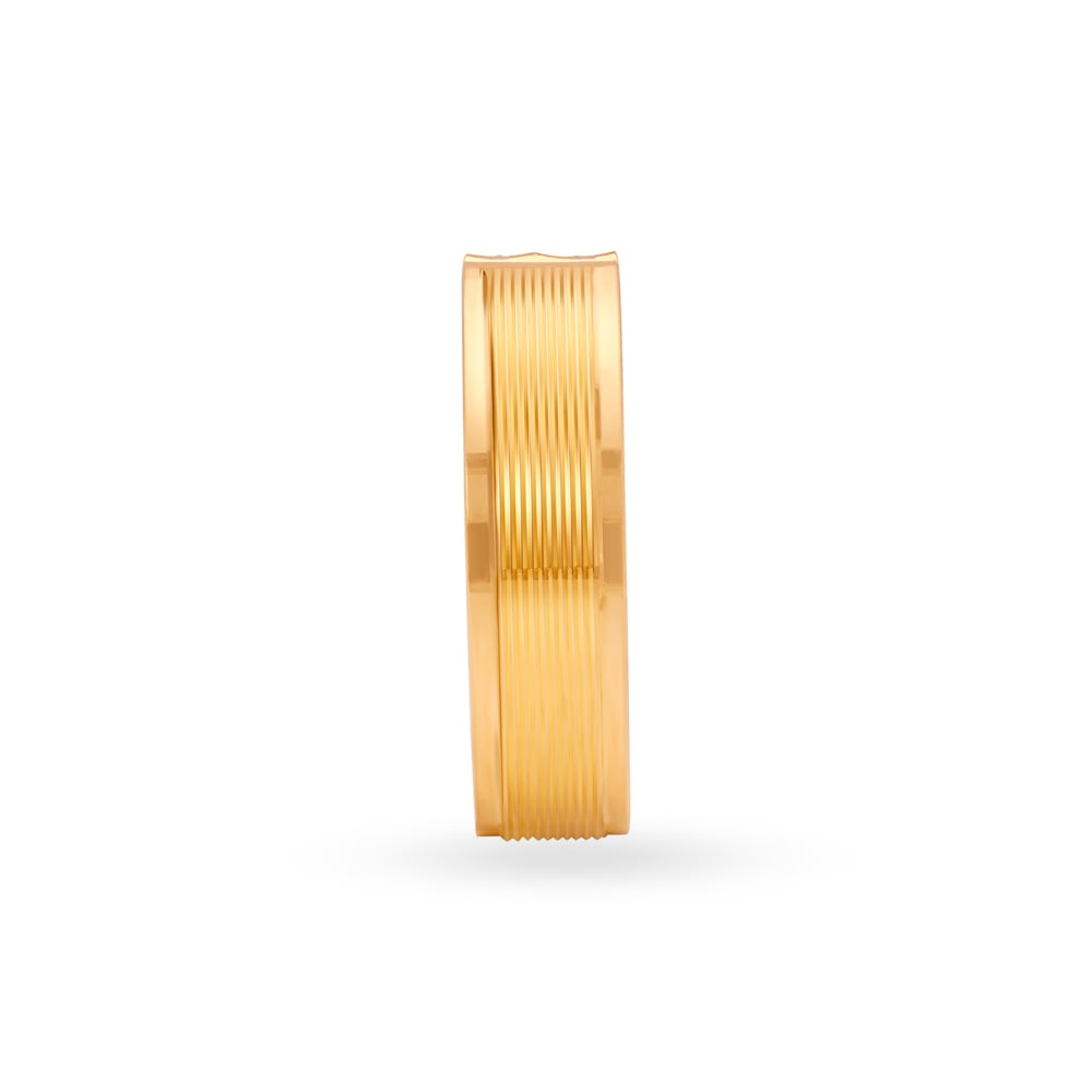 Luxurious 22 Karat Yellow Gold Finger Ring,,hi-res image number null