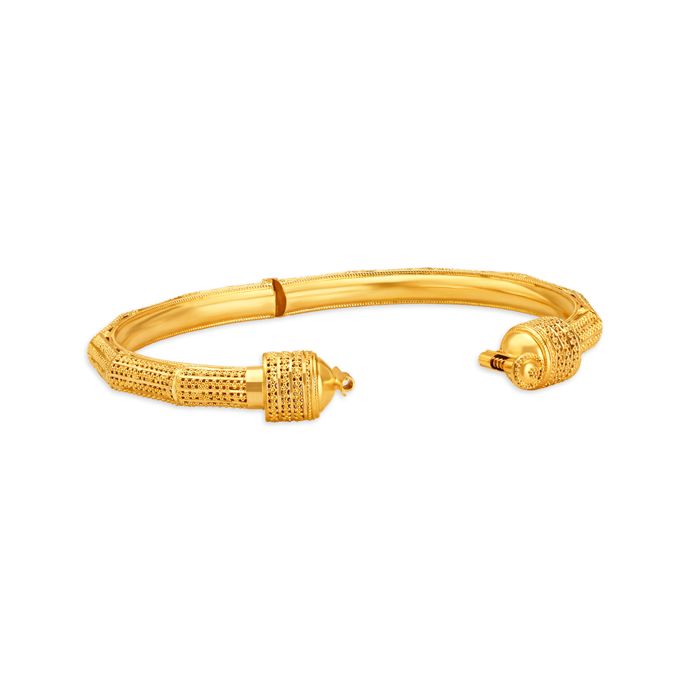 Distinctive 22 Karat Yellow Gold Segmented Bangle,,hi-res image number null
