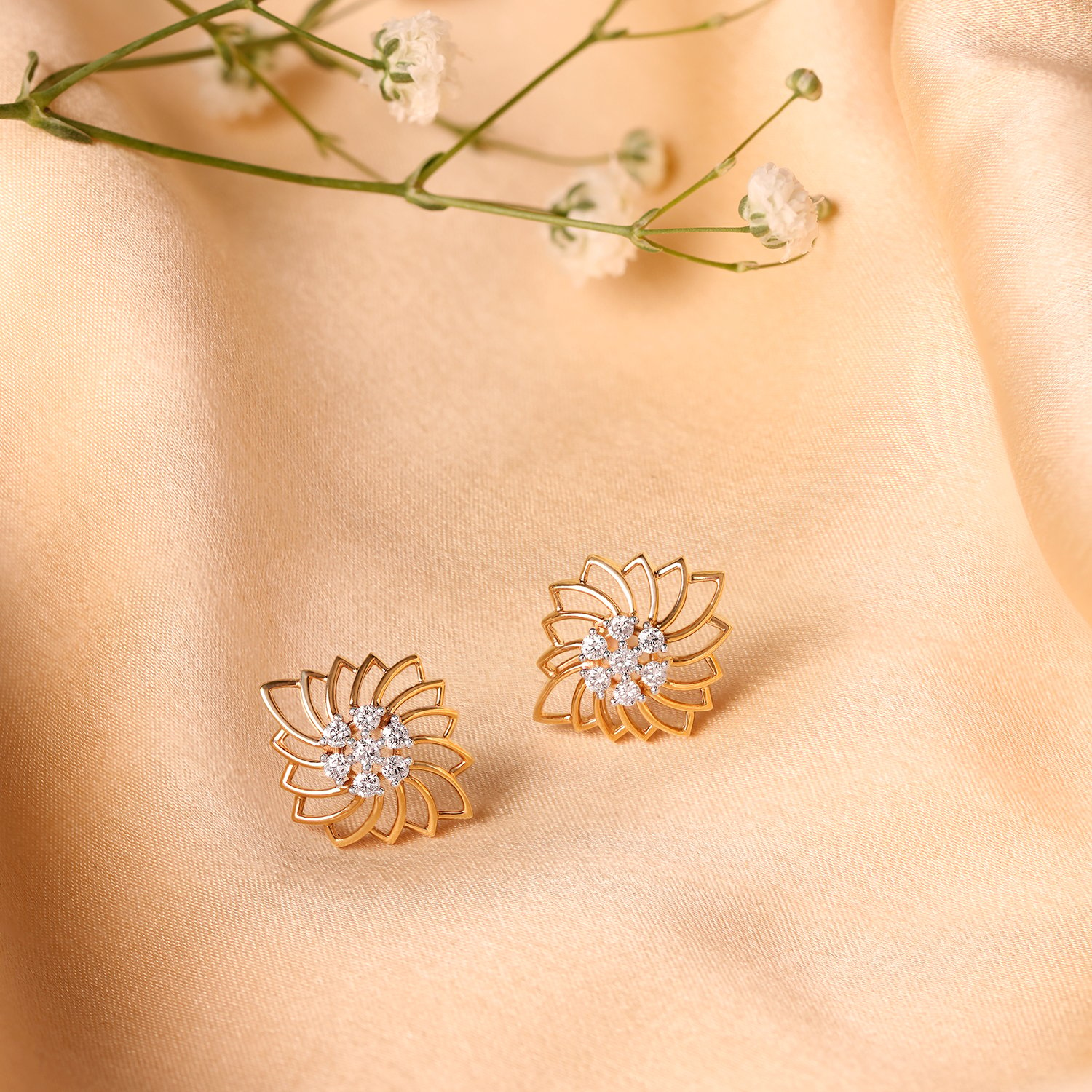 Charming Jali Work Floral Diamond Stud Earrings