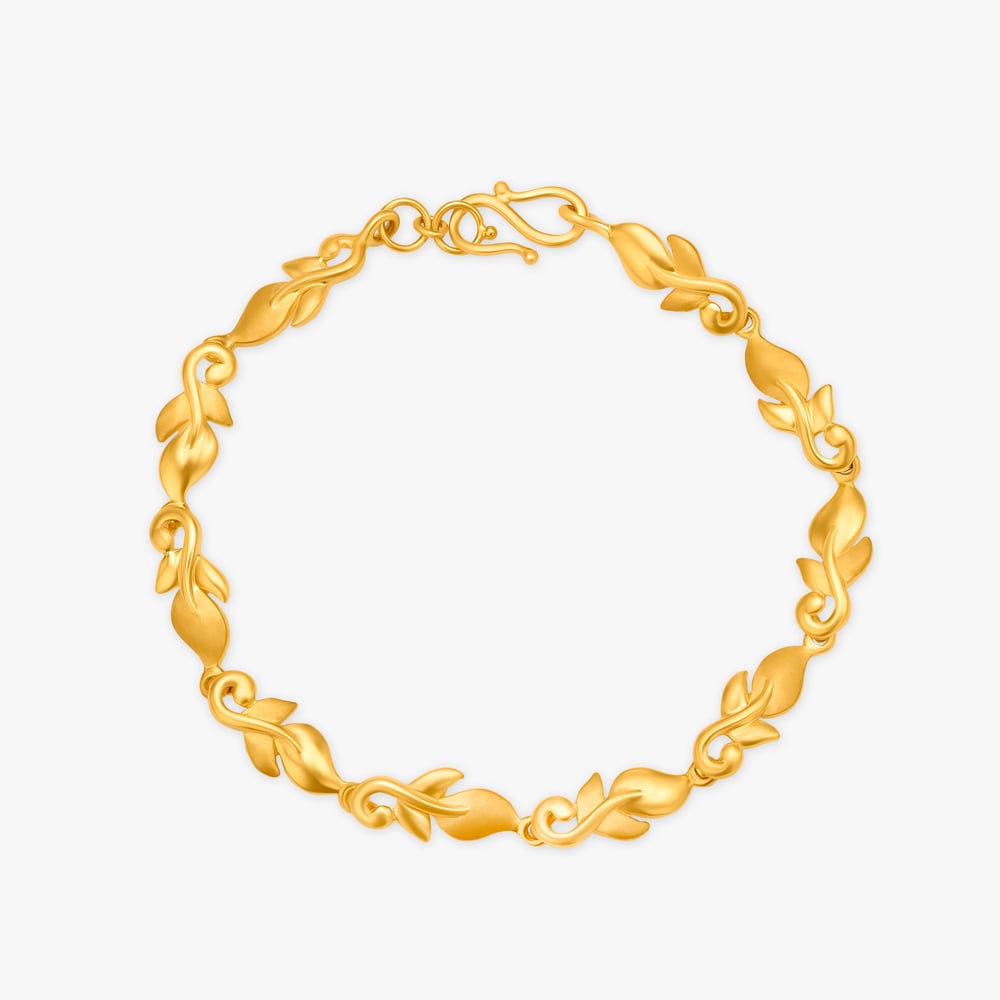 

Dainty Gold Vine Bracelet