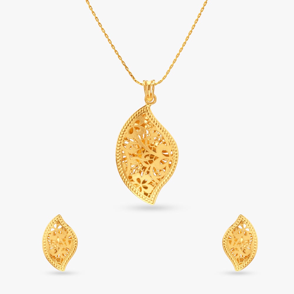 Blossom Curl Gold Pendant and Earrings Set,,hi-res image number null