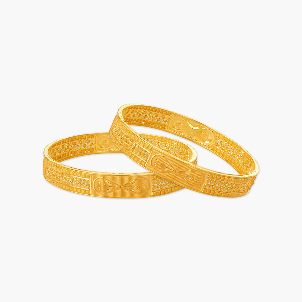 Mesmerising Intricate Bangle,,hi-res image number null