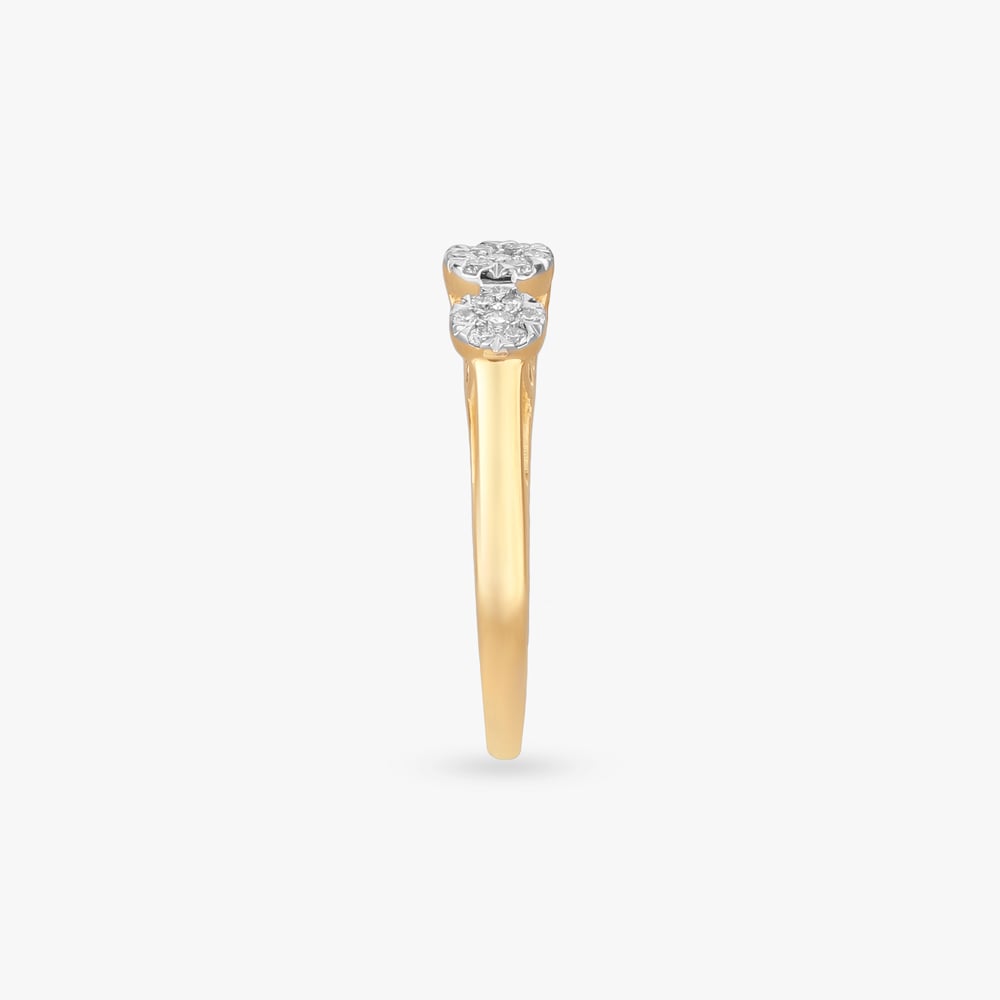 Gleaming Unity Diamond Finger Ring,,hi-res image number null