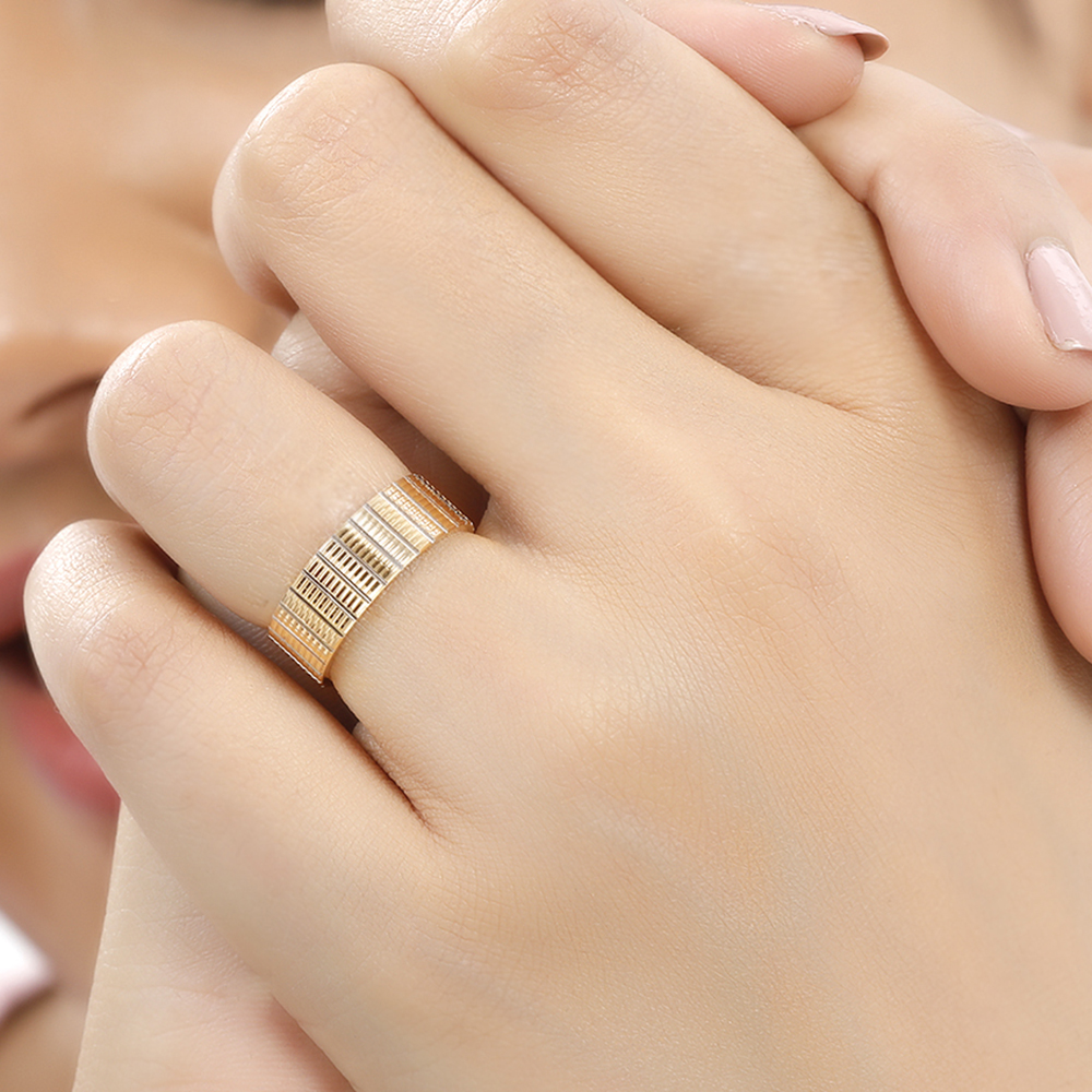 18KT Yellow Gold Textured Pattern Ring,,hi-res image number null