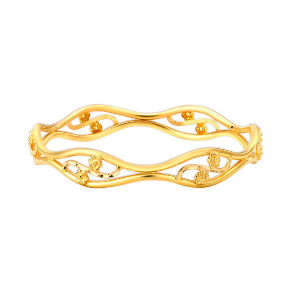 

Stunning Gold Bangle