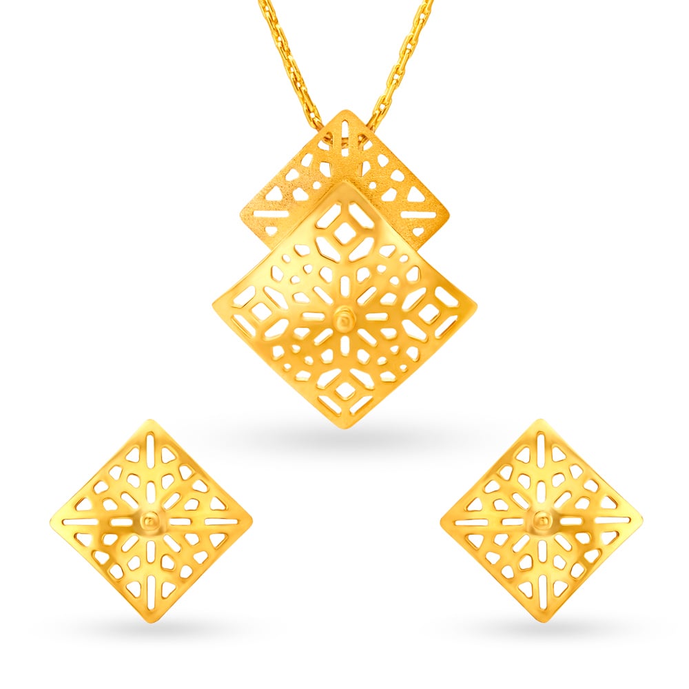 

Geometeic Mesh Gold Pendant and Earrings Set