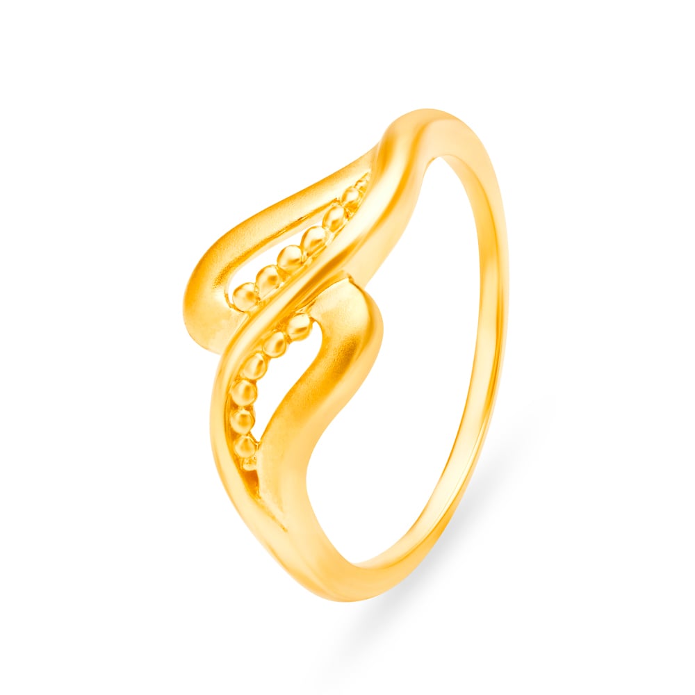 Rococo Yellow Gold Waved Finger Ring