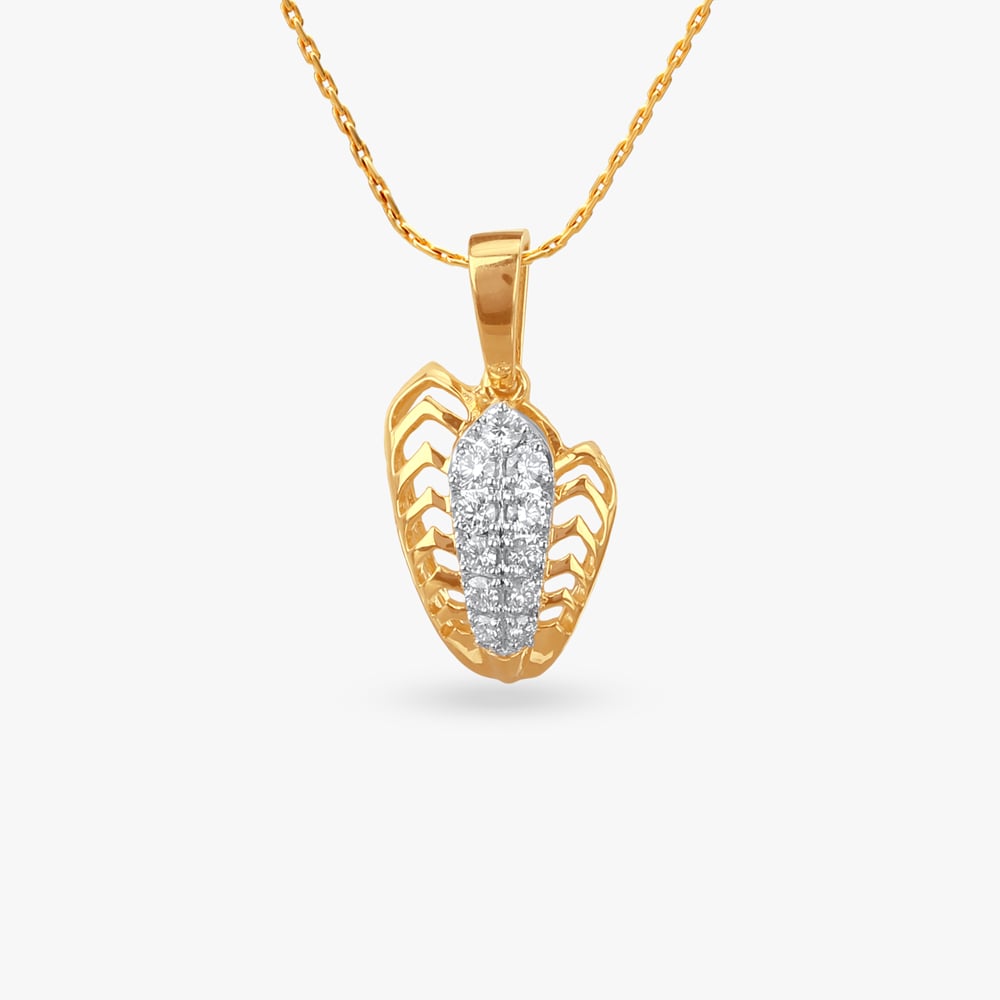 

Cluster Gleam Diamond Pendant