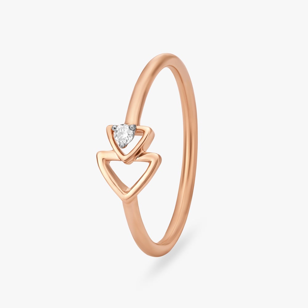 

Arrow Gleam Diamond Ring