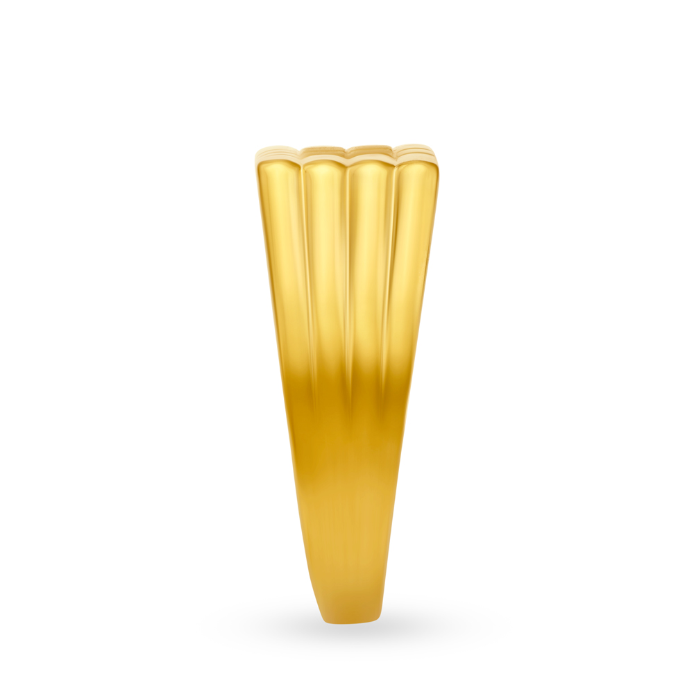 Striking 22 Karat Yellow Gold Geometric Finger Ring,,hi-res image number null