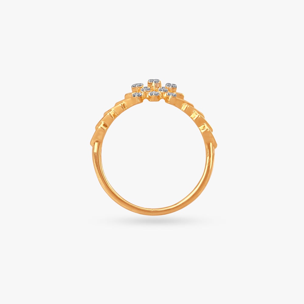 Chevron Charm Diamond Ring,,hi-res image number null