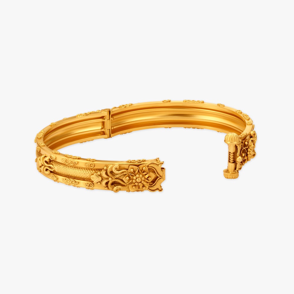 Essence of Heritage Bangle,,hi-res image number null