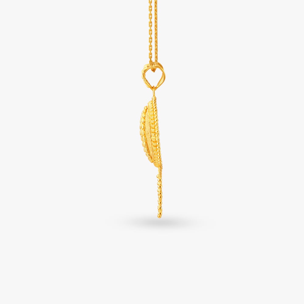 Enthralling Gold Pendant and Earrings Set,,hi-res image number null