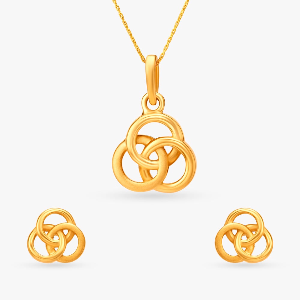 

Entwined Circles Pendant with Earrings Set