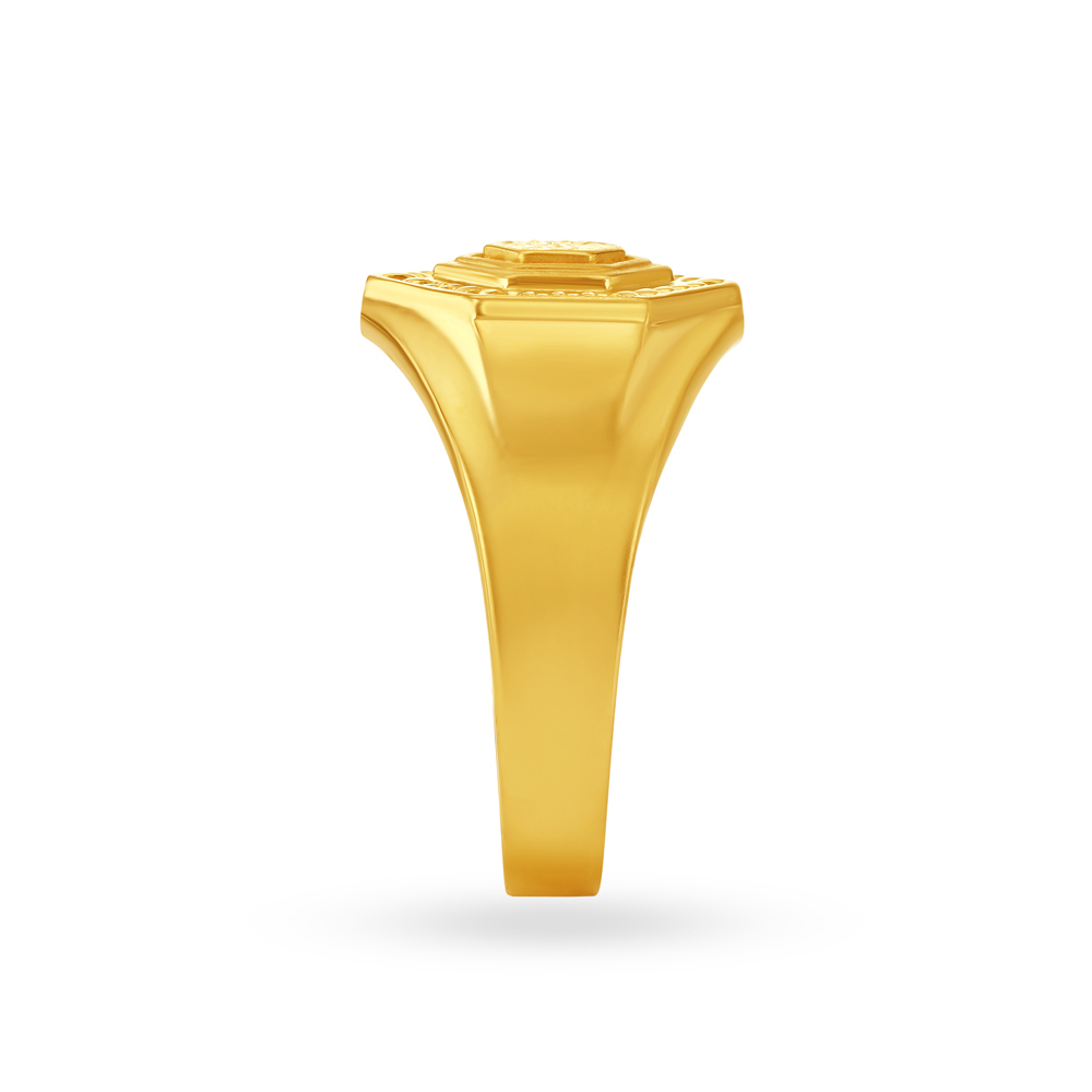 Stately 22 Karat Yellow Gold Finger Ring,,hi-res image number null