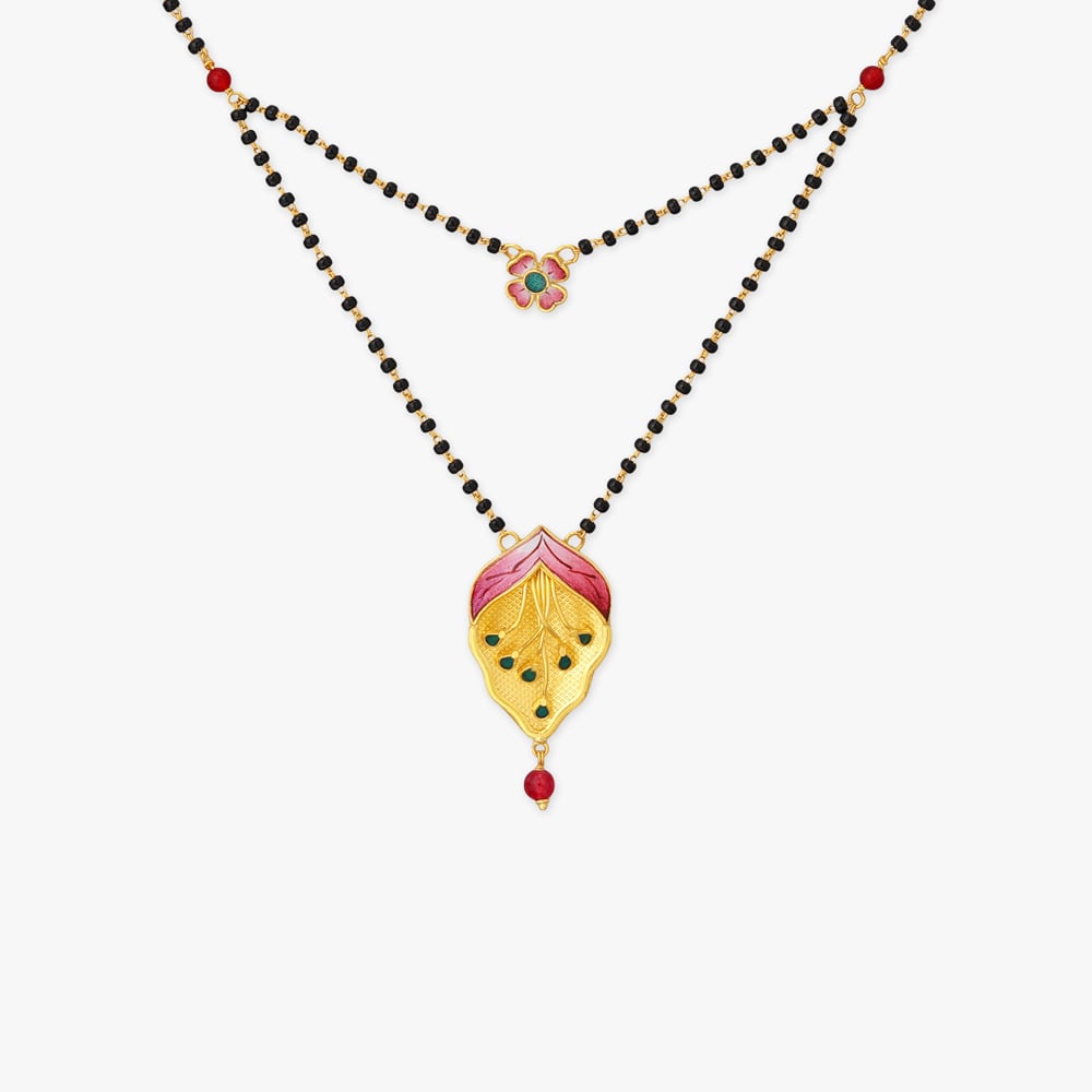 

Crimson Veil Gold Mangalsutra