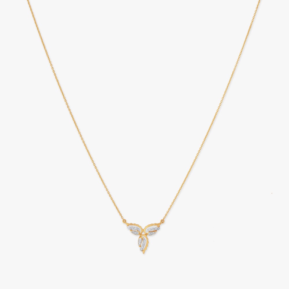 

Flutter Curve Diamond Pendant with Chain