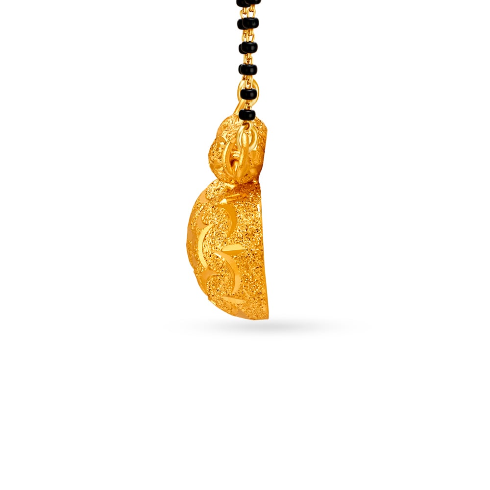 

Eccentric Gold Pendant